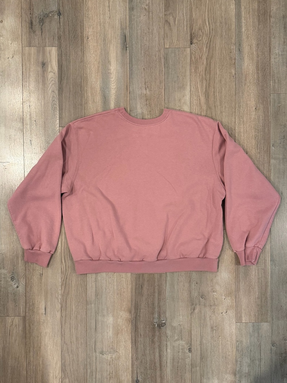 Hollister Dusty Rose Crewneck Sweatshirt - Women's Pullover - Picture 2 of 5